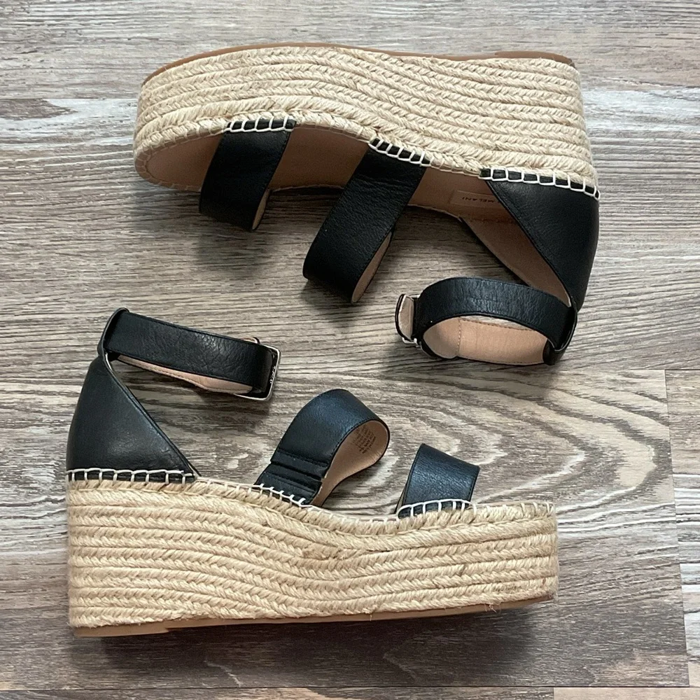 Antonio Melani Bayshore Leather Black Tan Strappy Wedge Platform Sandal 10
